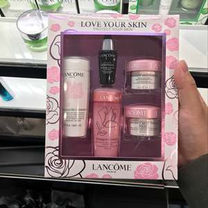 【法國(guó)蘭蔻冰菊化妝品套裝正品價(jià)格】最新法國(guó)蘭蔻冰菊化妝品套裝正品價(jià)格/批發(fā)報(bào)價(jià) -